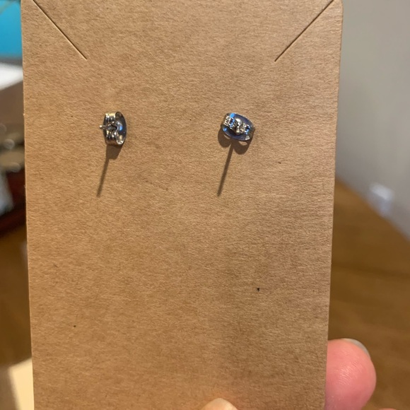 ✨3 for$40✨NWT Earrings✨ ✨Hand Crafted ✨Artisan!✨ - Picture 8 of 9